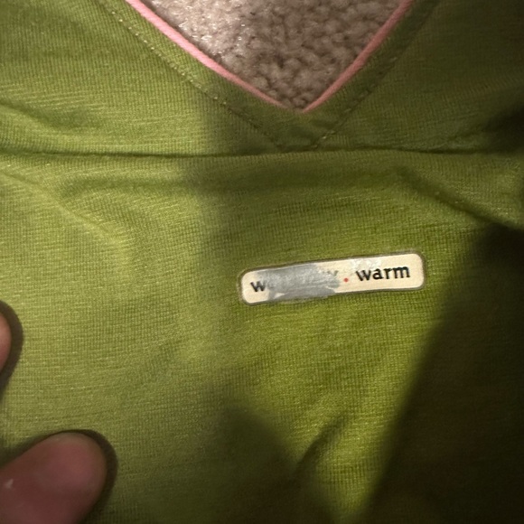 Lululemon Women’s Workout Shirt - Picture 3 of 5